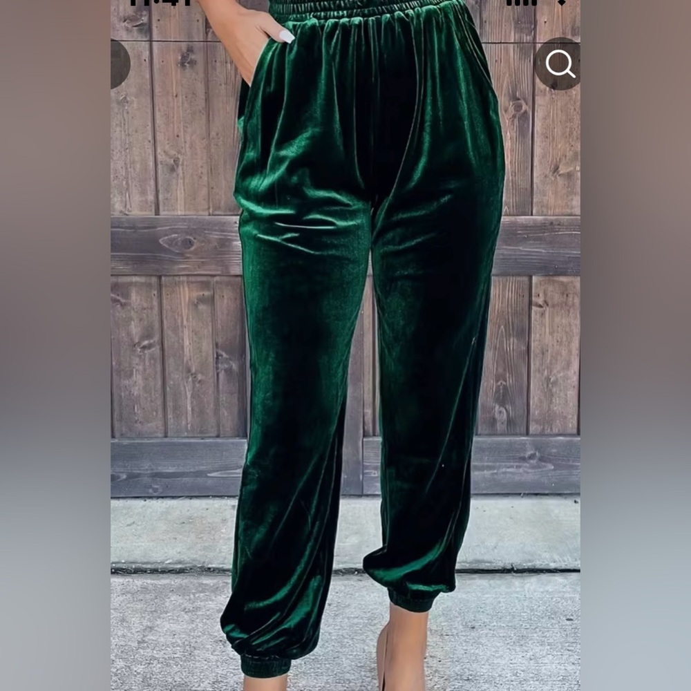 Elegant Green Velvet Women's Pants